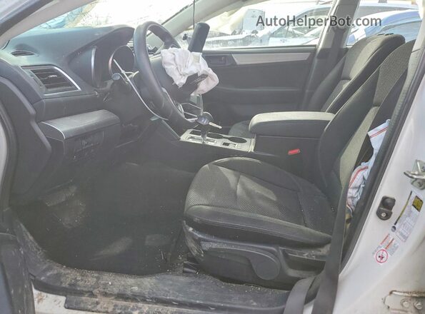 4S4BSABC1K3358219 2019 SUBARU OUTBACK White Widok wnętrza z przodu
