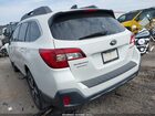 2018 Subaru Outback 2.5i Premium White vin: 4S4BSAFC1J3347925