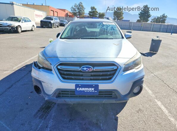 4S4BSAFC1J3370234 2018 SUBARU OUTBACK Серебряный Вид спереди