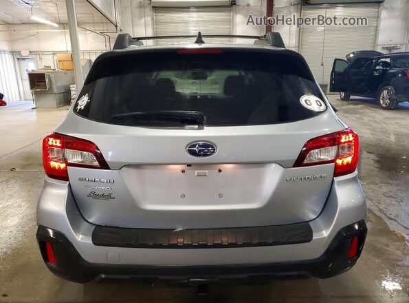 4S4BSAFCXJ3395875 2018 SUBARU OUTBACK Серебряный Вид сзади