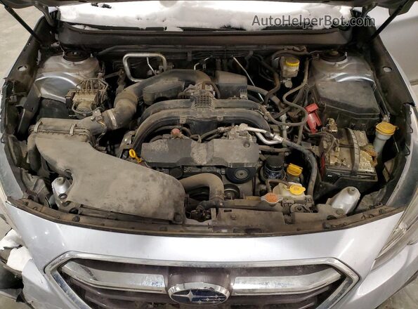 4S4BSAFCXJ3395875 2018 SUBARU OUTBACK Серебряный Вид подкапотного пространства