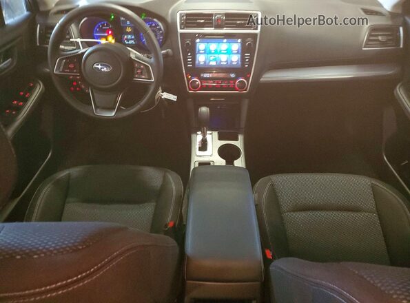 4S4BSAHC8K3392097 2019 SUBARU OUTBACK Blue Vista del salpicadero