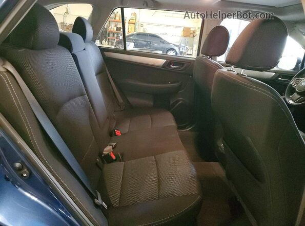 4S4BSAHC8K3392097 2019 SUBARU OUTBACK Blue Vista interior trasera