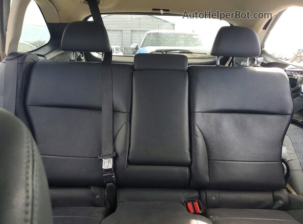 4S4BSAJC2G3242858 2016 SUBARU OUTBACK White Widok tylnych siedzeń