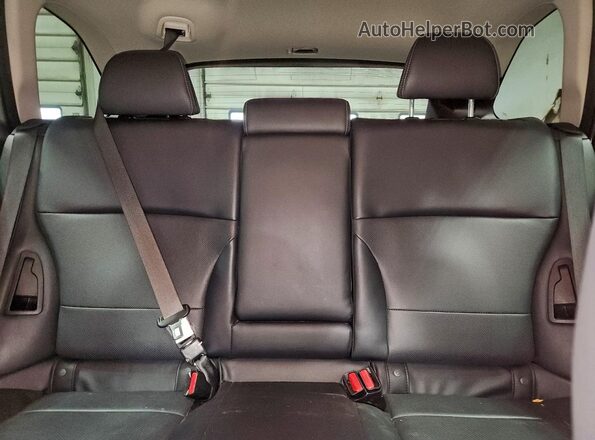 4S4BSAKC1H3259358 2017 SUBARU OUTBACK Серебряный Вид задних сидений