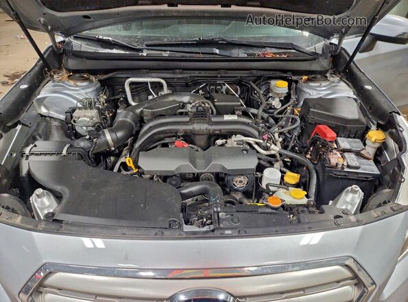 4S4BSAKC1H3259358 2017 SUBARU OUTBACK Серебряный Вид подкапотного пространства