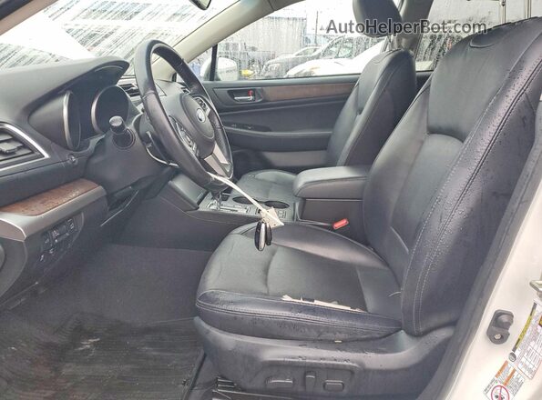 4S4BSAKC5H3408015 2017 SUBARU OUTBACK Белый Вид салона спереди