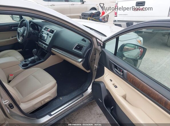 4S4BSALC4G3227646 2016 SUBARU OUTBACK Beige Widok wnętrza z przodu