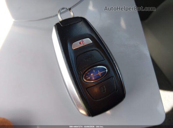 4S4BSANC2H3336878 2017 SUBARU OUTBACK Серебряный Вид панели приборов