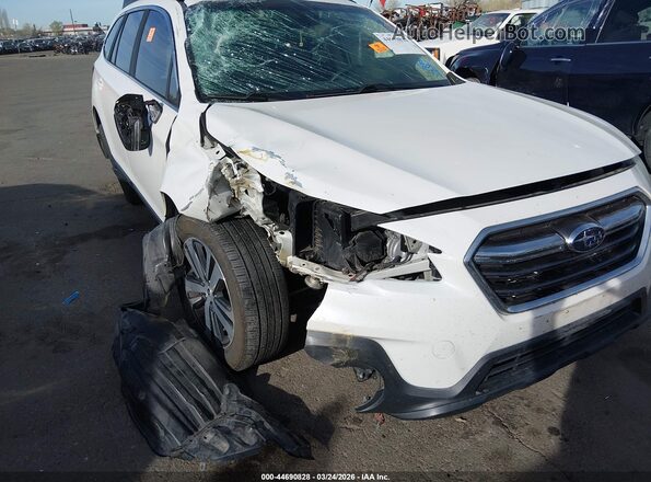 4S4BSENC0J3342563 2018 SUBARU OUTBACK White Widok z przodu