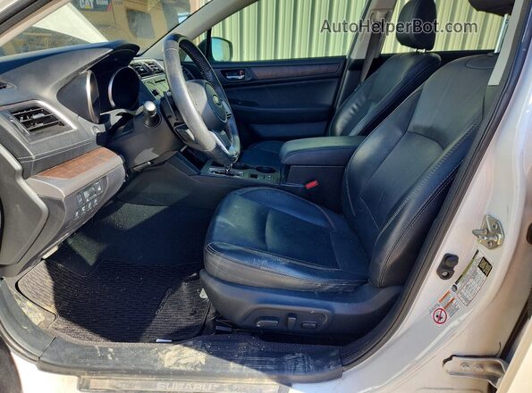 4S4BSENC1K3364637 2019 SUBARU OUTBACK White Front interior view