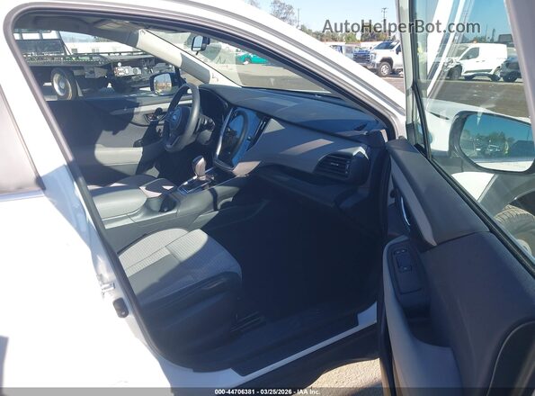 4S4BTADC2R3240992 2024 SUBARU OUTBACK Белый Вид салона спереди