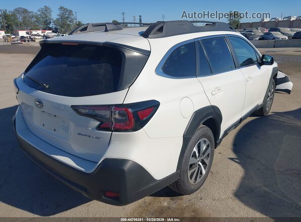 4S4BTADC2R3240992 2024 SUBARU OUTBACK Белый Задняя правая четверть