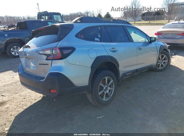 4S4BTALC9R3259704 2024 SUBARU OUTBACK Серебряный Задняя правая четверть
