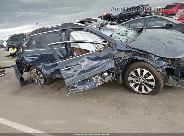 4S4BTAPC4S3201094 2025 SUBARU OUTBACK Blue Вид задньої частини салону