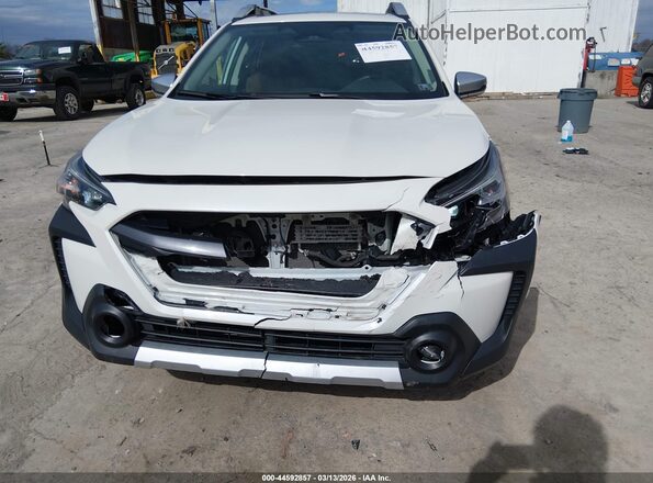 4S4BTGPD3S3123015 2025 SUBARU OUTBACK Белый Вид спереди