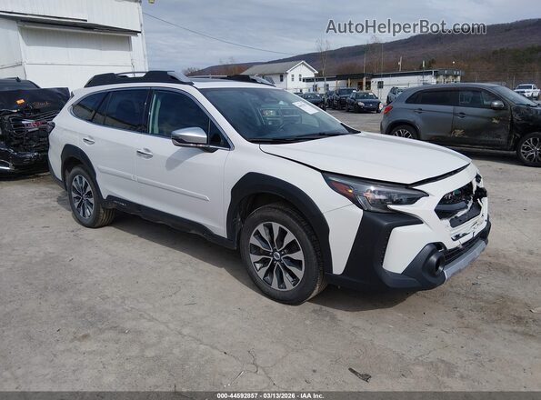 4S4BTGPD3S3123015 2025 SUBARU OUTBACK Белый Передняя правая четверть
