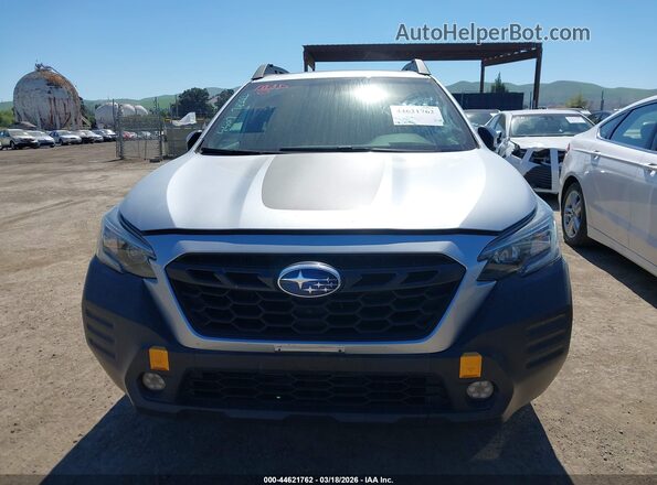 4S4BTGUD7N3111815 2022 SUBARU OUTBACK Серый Вид задней части салона