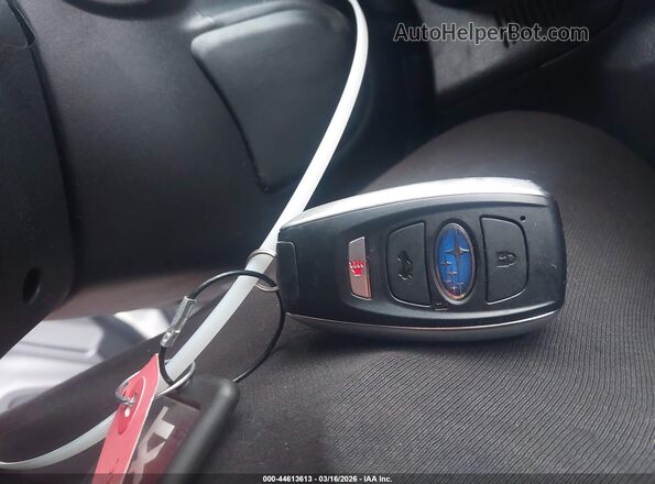 4S4GUHF65T3744754 2026 SUBARU CROSSTREK Белый Вид панели приборов