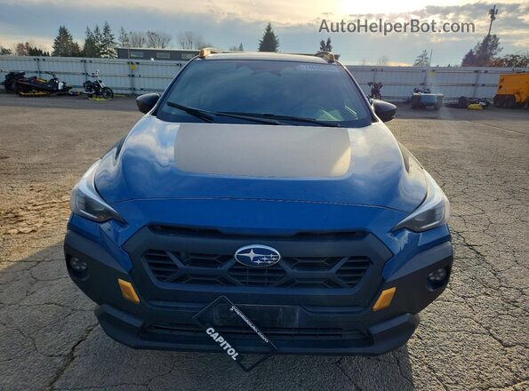 4S4GUHT66R3721870 2024 SUBARU CROSSTREK Blue Vista frontal
