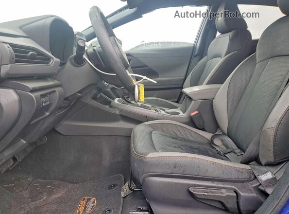 4S4GUHT68T3701482 2026 SUBARU CROSSTREK Blue Front interior view