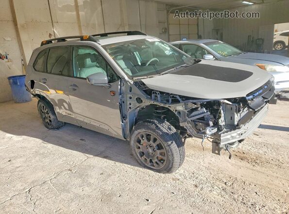 4S4SLDK61T3016330 2026 SUBARU FORESTER Серый Передняя правая четверть