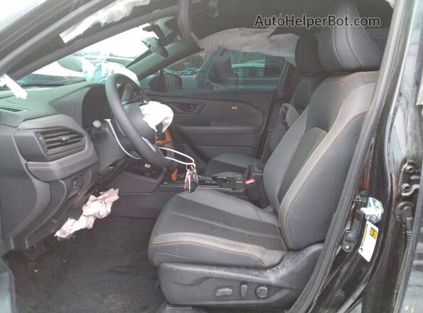 4S4SLDL60T3006838 2026 SUBARU FORESTER Черный Вид салона спереди