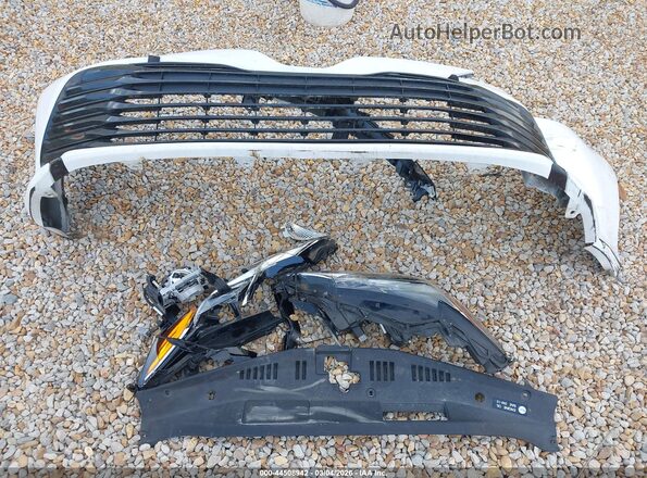 4T1C11AK1LU306455 2020 TOYOTA LE Белый Вид щитка приборов