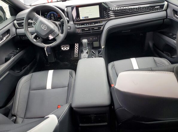 4T1DAACK0TU657102 2026 TOYOTA CAMRY Black Առջևի վահանակի տեսք