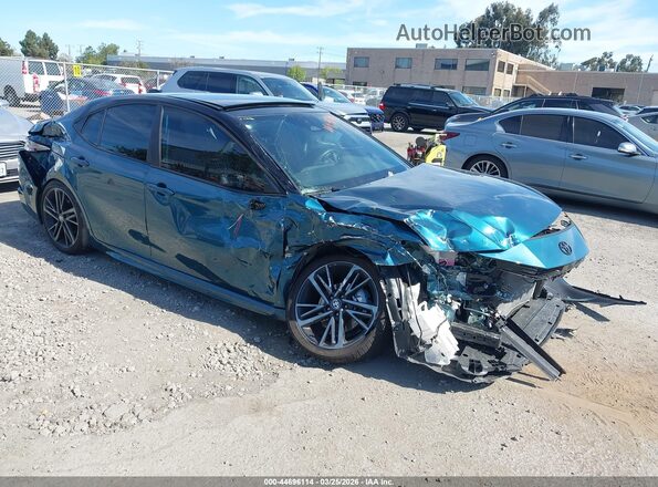 4T1DAACK4TU216007 2026 TOYOTA CAMRY Зеленый Передняя правая четверть
