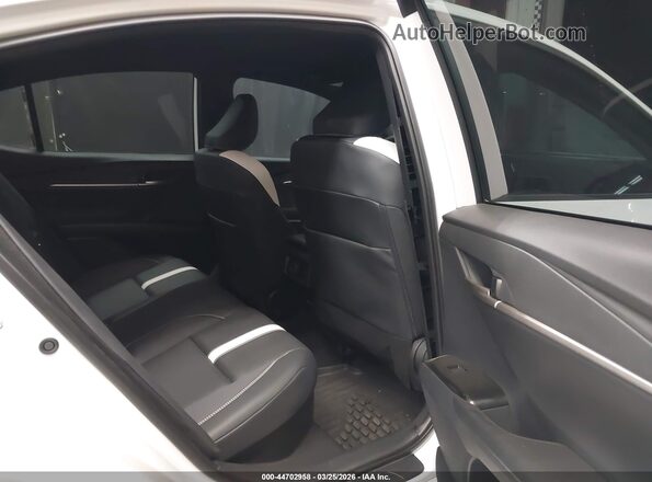 4T1DAACK8SU648176 2025 TOYOTA CAMRY Белый Вид наклейки с VIN-кодом