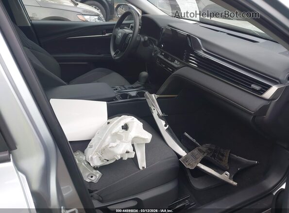 4T1DAACK8TU664198 2026 TOYOTA LE Gray Widok wnętrza z przodu