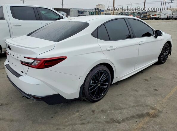 4T1DAACK9SU631256 2025 TOYOTA CAMRY Белый Задняя правая четверть