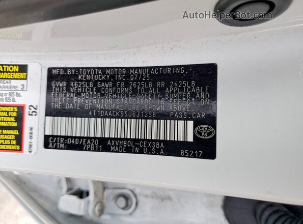 4T1DAACK9SU631256 2025 TOYOTA CAMRY Белый Вид подкапотного пространства