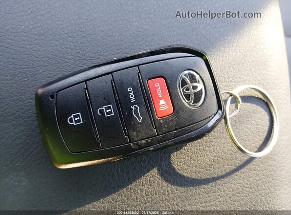 4T1DAACK9TU274551 2026 TOYOTA CAMRY Черный Вид панели приборов
