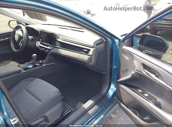 4T1DAACKXSU542974 2025 TOYOTA LE Синий Вид салона спереди
