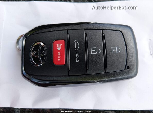 4T1DAACKXTU698532 2026 TOYOTA CAMRY Blue წინა პანელის ხედი
