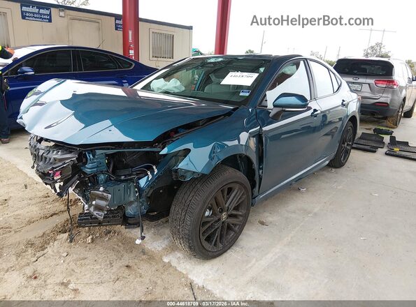 4T1DAACKXTU698532 2026 TOYOTA CAMRY Blue წინა მარცხენა ხედი სამი მეოთხედიდან