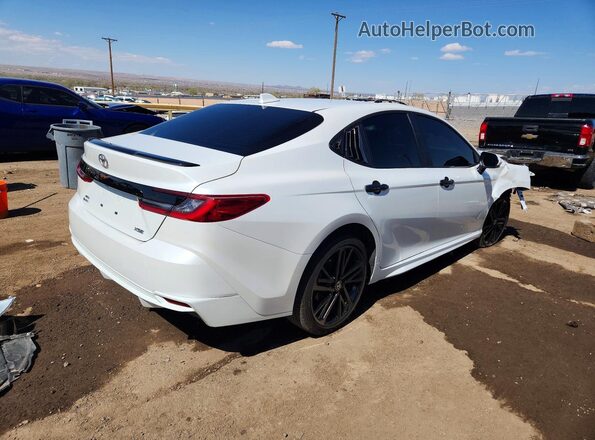4T1DBADK1TU038939 2026 TOYOTA CAMRY Белый Задняя правая четверть