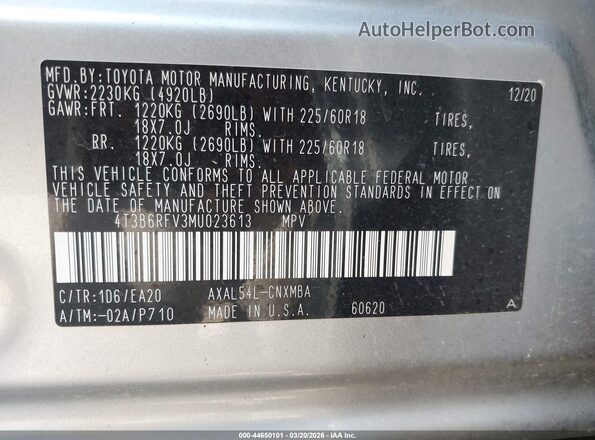 4T3B6RFV3MU023613 2021 TOYOTA LE Silver Vista del compartimento del motor