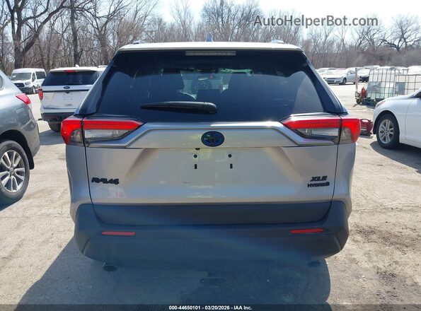 4T3B6RFV3MU023613 2021 TOYOTA LE Silver 