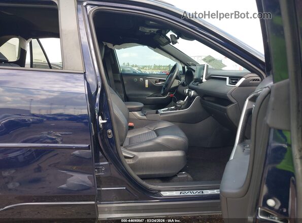 4T3E6RFV5LU002757 2020 TOYOTA RAV4 HYBRID Синий Вид салона спереди