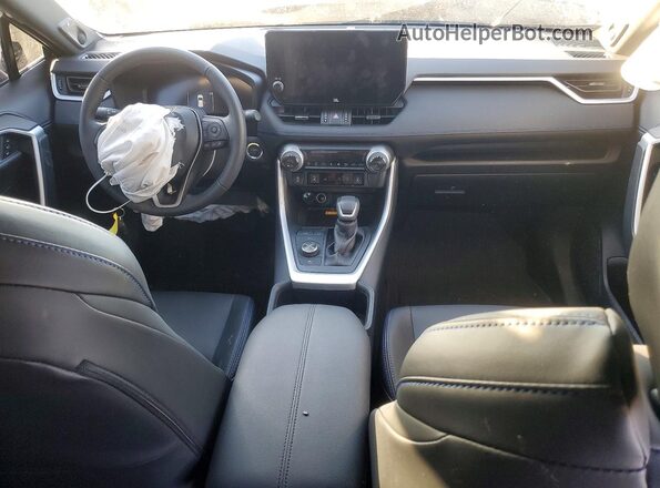 4T3E6RFV5SU180960 2025 TOYOTA RAV4 White Widok deski rozdzielczej