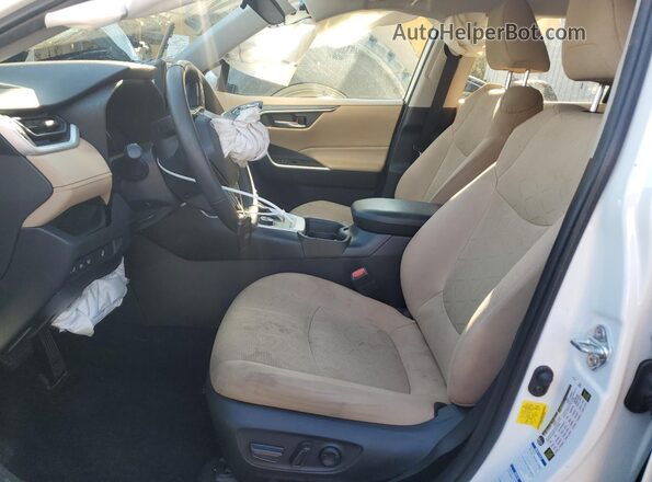 4T3RWRFV4MU024638 2021 TOYOTA LE Белый Вид салона спереди