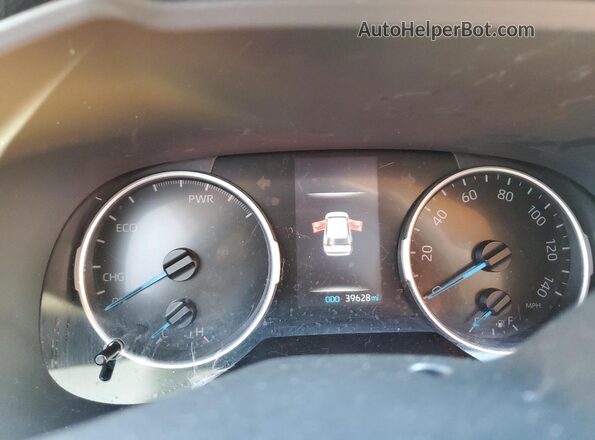 4T3RWRFV4MU024638 2021 TOYOTA LE Белый Вид щитка приборов