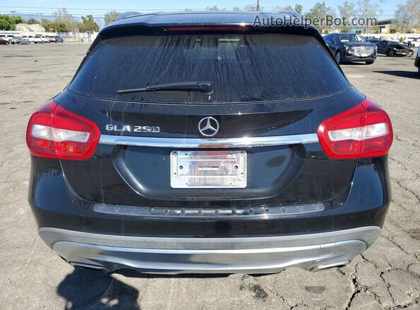 WDCTG4EB3HJ321489 2017 MERCEDES-BENZ GLA Черный Вид салона спереди