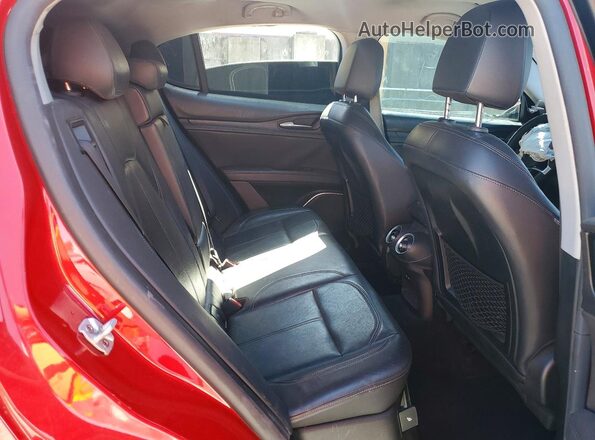 ZASFAKAN3J7B81138 2018 ALFA ROMEO STELVIO Красный Вид подкапотного пространства