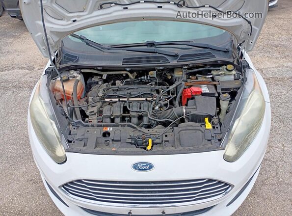 3FADP4BJ2KM110600 2019 FORD FIESTA White Вид салону спереду
