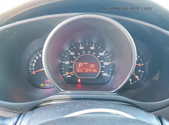 KNDJP3A5XK7690247 2019 KIA SOUL White Widok tylnych siedzeń