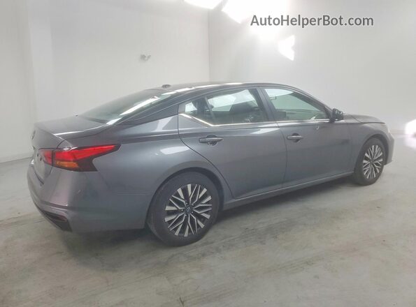 1N4BL4DV3TN311318 2026 NISSAN ALTIMA Gray Tył prawy